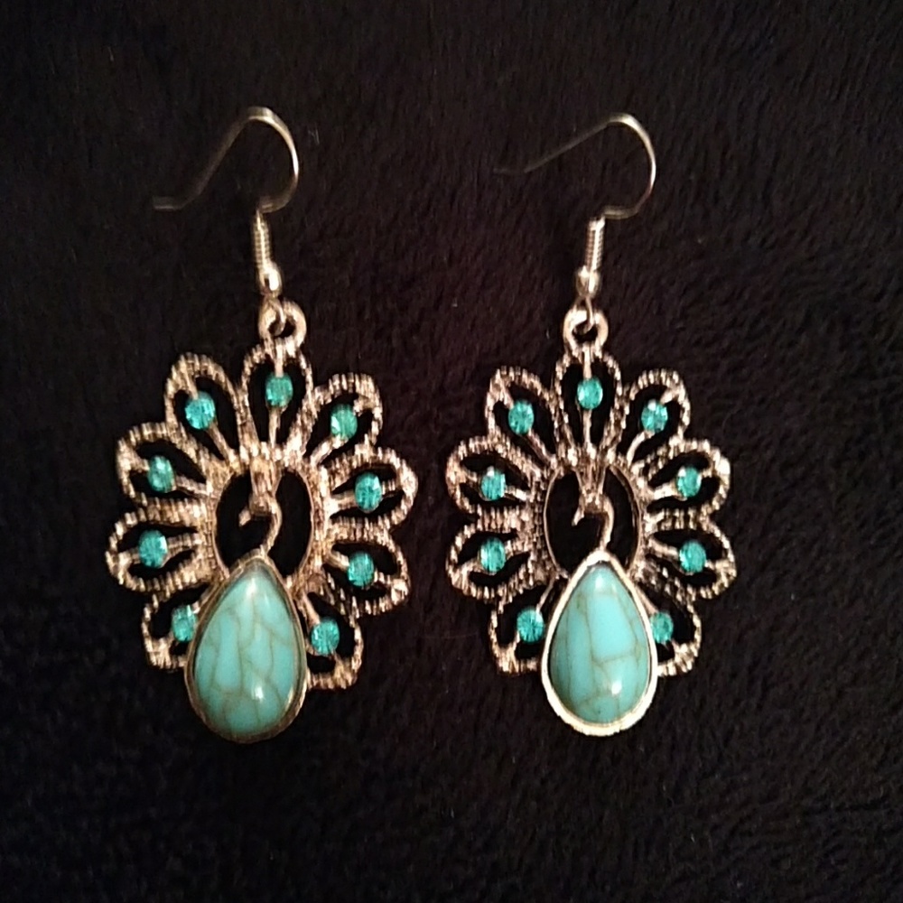 NEW - Earrings -  Peacock - turquoise color